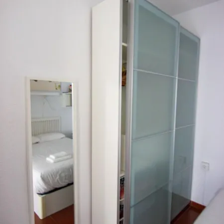 Rentalsevilla Joaquin Costa Apartamento *